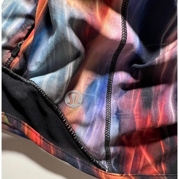 Lululemon shorts - Picture 5 of 5